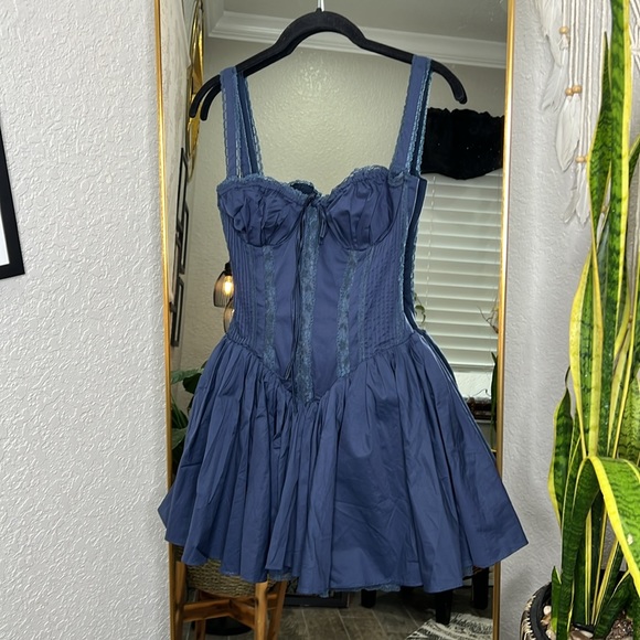 HOUSE OF CB 'Pietra' French Navy Corset Mini Dress NWOT - Picture 6 of 10